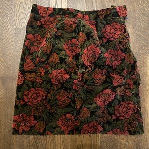 🦋 2/$20 Rose pattern velour skirt